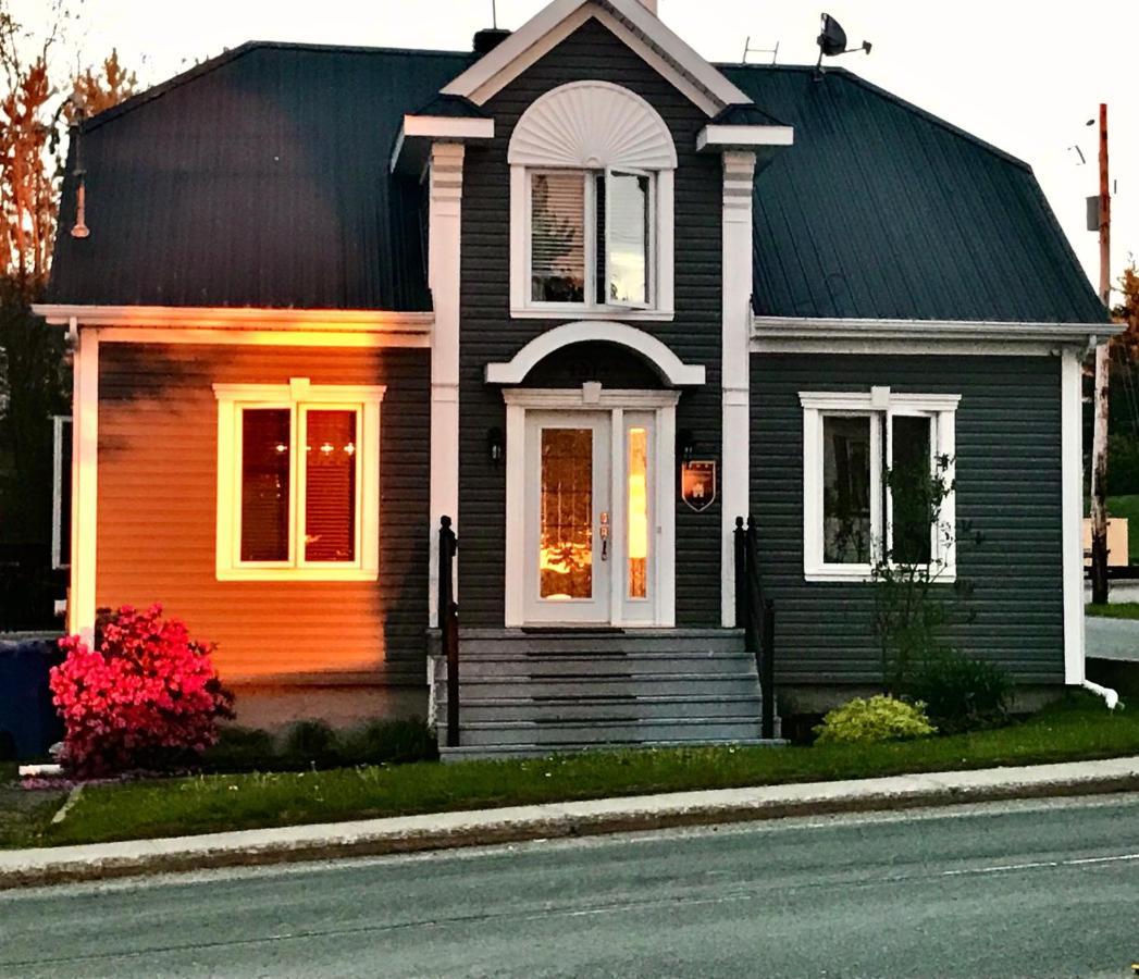 Chez-vous Au Village Holiday home *